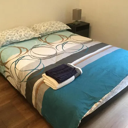 アパート 3 En Lit Double, 6 Personnes, Dans Entierement Renove, 70 M2 , Wifi,climatisation, Tres Calme , Equipe,lit Bebe *