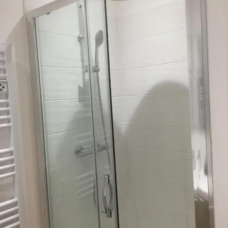 アパート 3 En Lit Double, 6 Personnes, Dans Entierement Renove, 70 M2 , Wifi,climatisation, Tres Calme , Equipe,lit Bebe *
